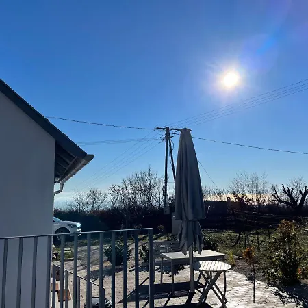 Apartamento Panoramic Tranquility On Hill Of Vineyard